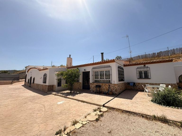 Property thumbnail 1