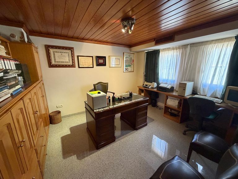 Property thumbnail 1