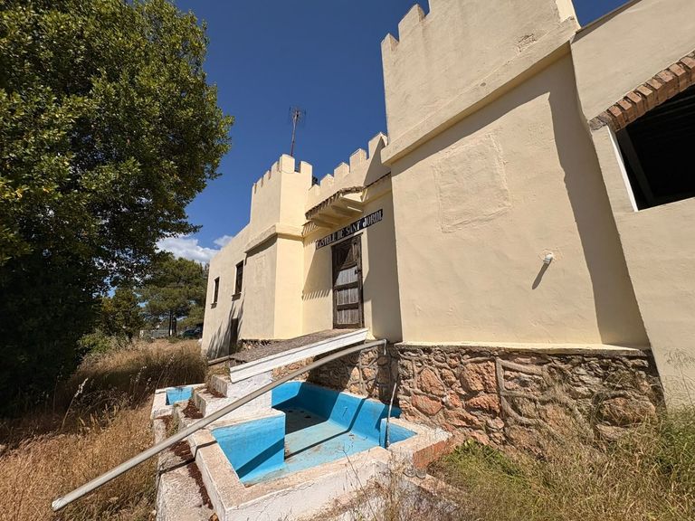 Property thumbnail 11