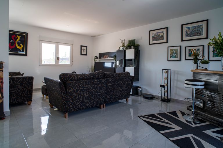 Property thumbnail 24