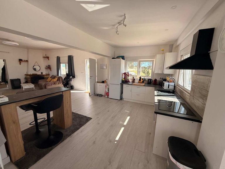 Property thumbnail 8