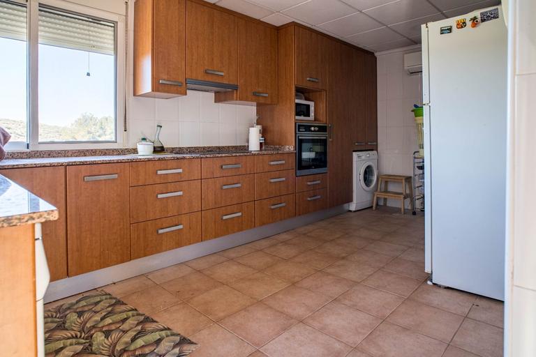 Property thumbnail 13