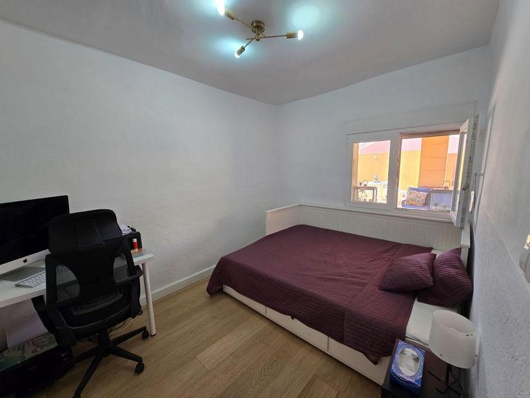 Property thumbnail 43
