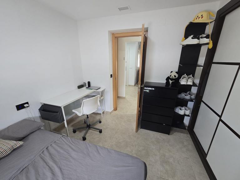 Property thumbnail 12