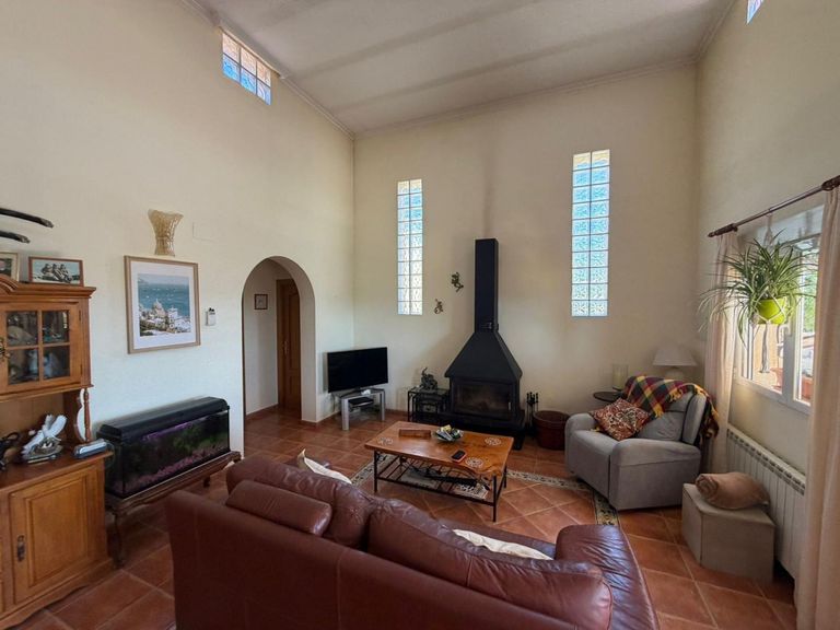 Property thumbnail 24