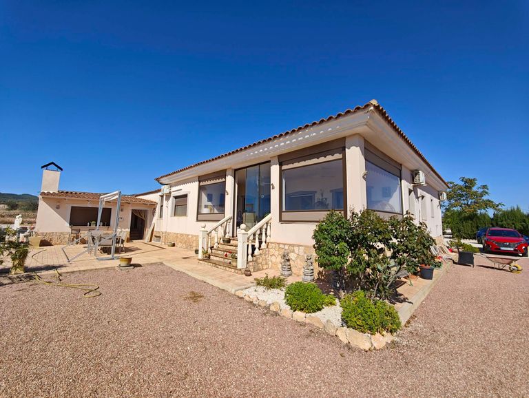 Property thumbnail 11