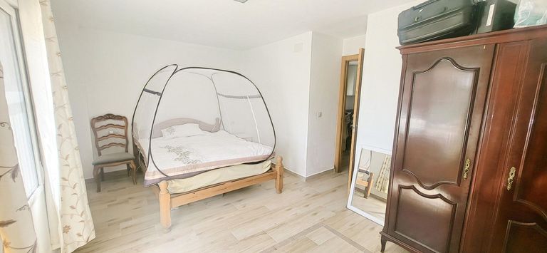 Property thumbnail 38