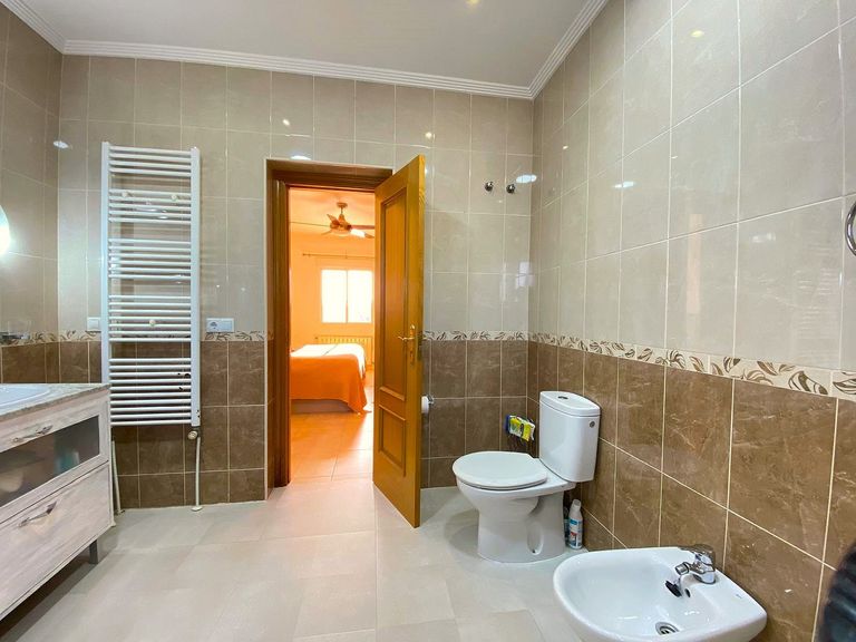 Property thumbnail 50