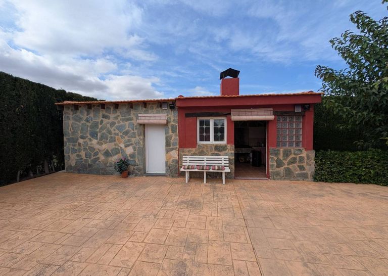 Property thumbnail 3