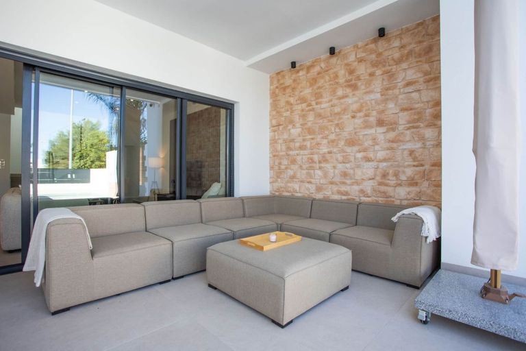 Property thumbnail 23