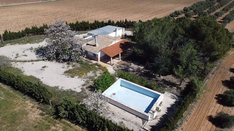 Property thumbnail 1