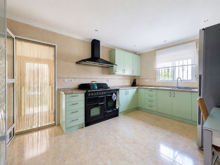 Property thumbnail 19