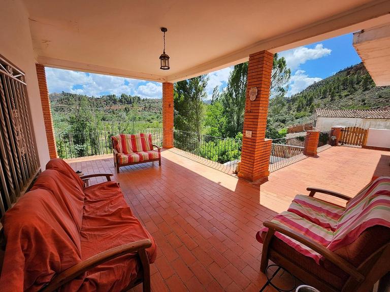 Property thumbnail 6