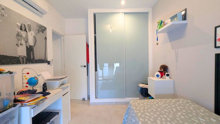 Property thumbnail 12