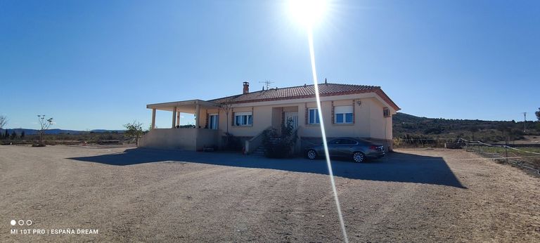 Property thumbnail 16