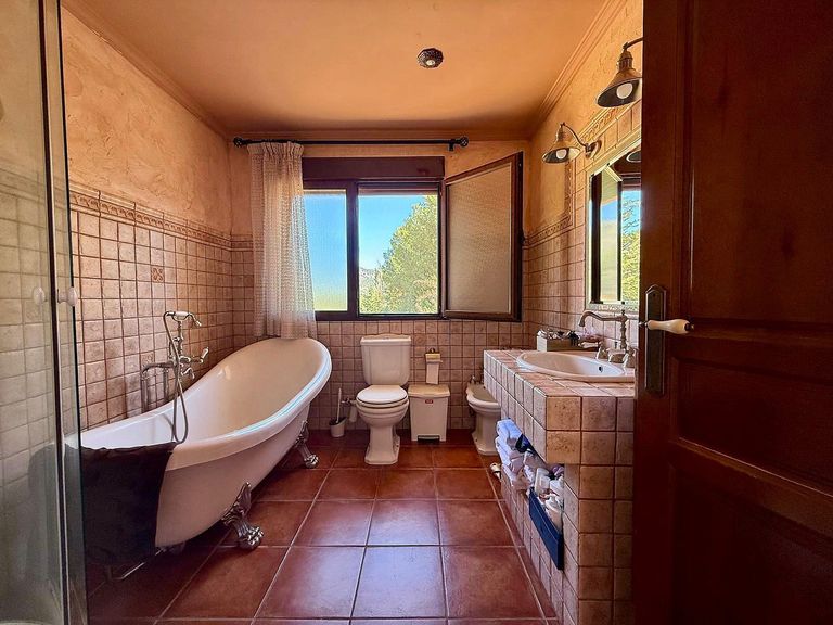 Property thumbnail 32