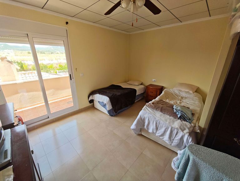 Property thumbnail 40