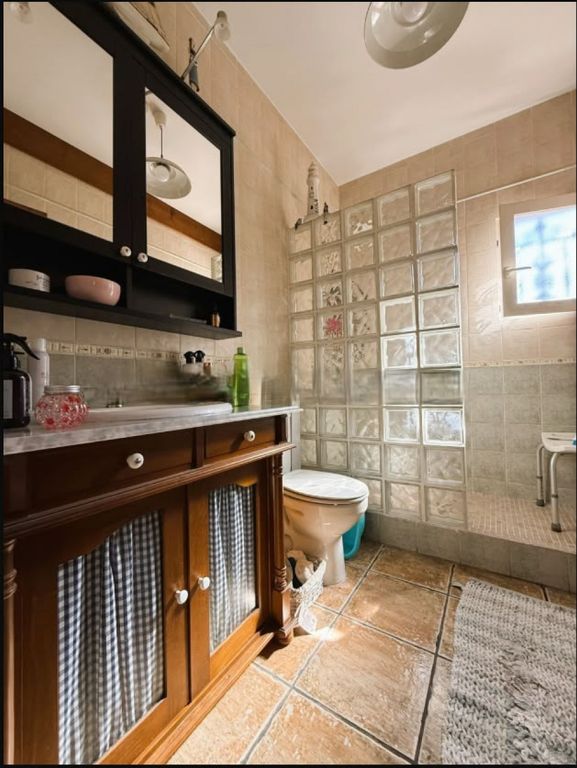 Property thumbnail 10