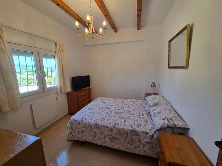 Property thumbnail 16