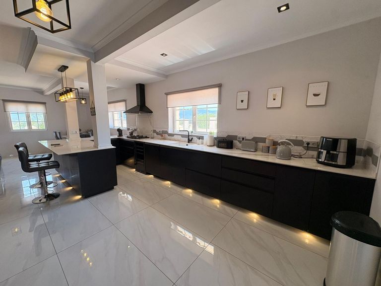 Property thumbnail 44
