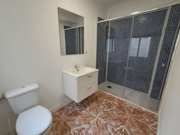 Property thumbnail 11