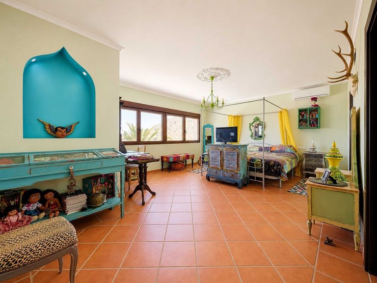 Property thumbnail 24