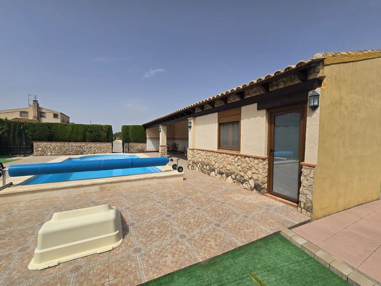 Property thumbnail 39