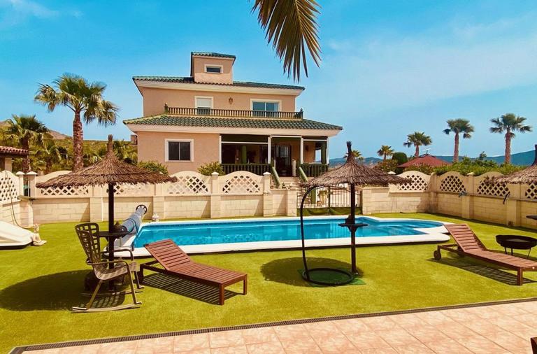 Property thumbnail 12