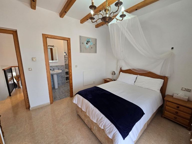Property thumbnail 23