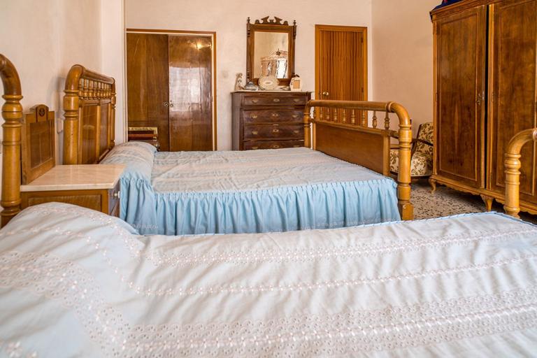 Property thumbnail 12