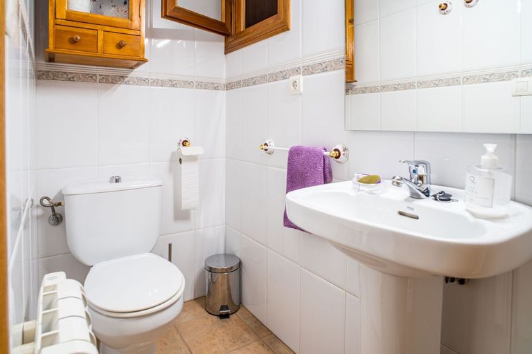 Property thumbnail 36