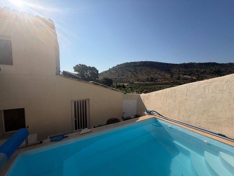 Property thumbnail 5
