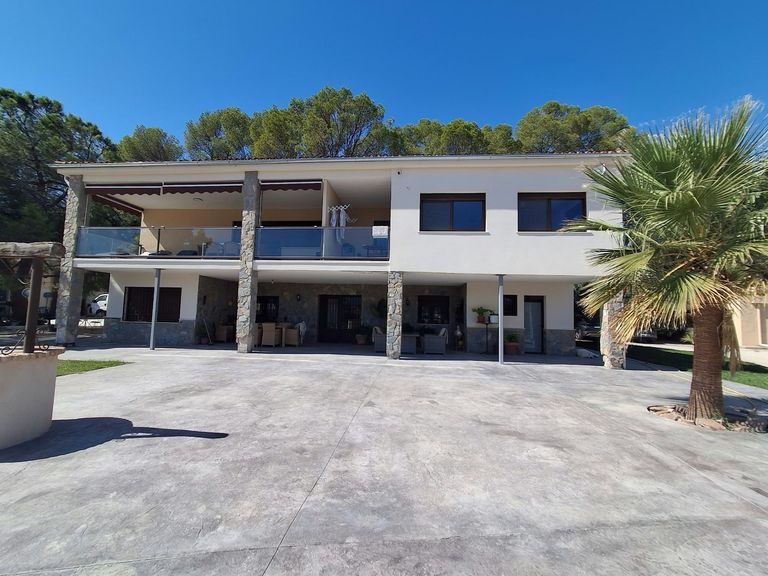 Property thumbnail 3