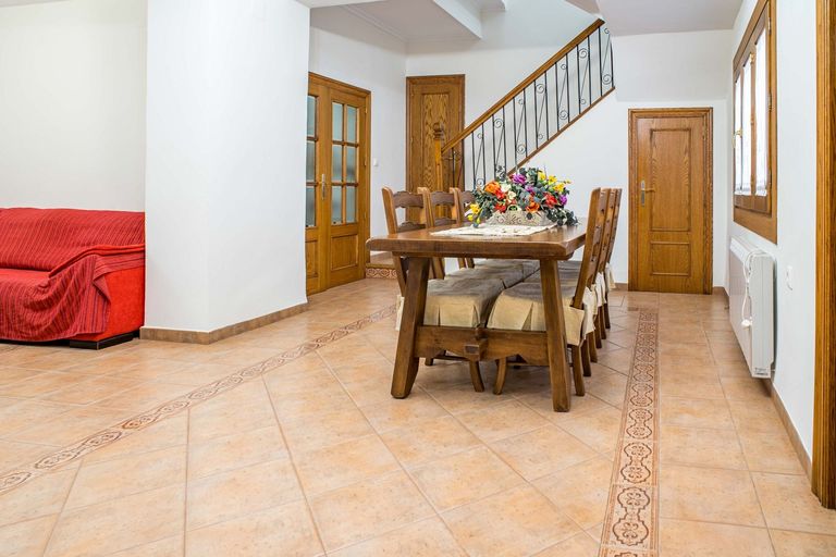 Property thumbnail 11
