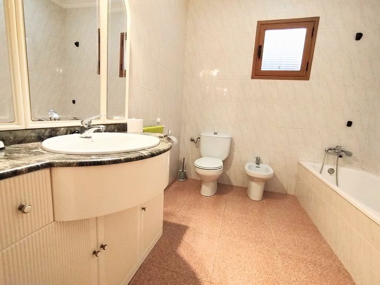 Property thumbnail 28
