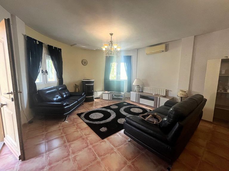 Property thumbnail 5