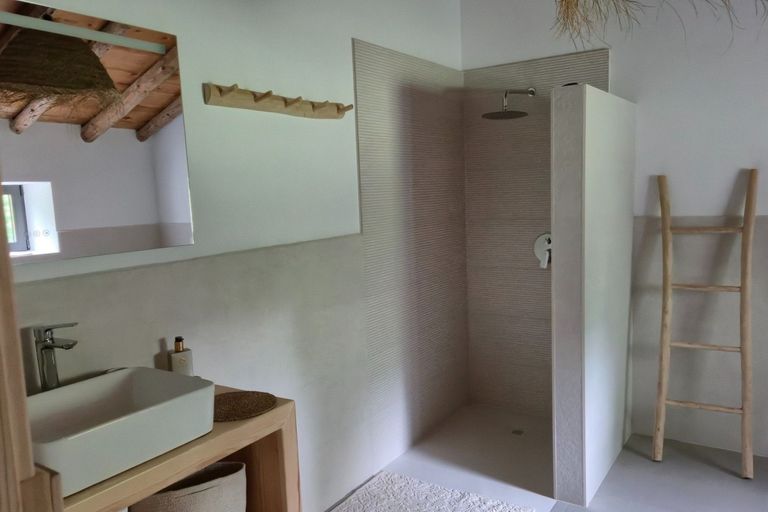 Property thumbnail 37