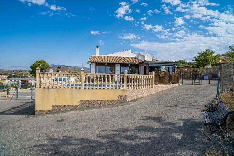 Property thumbnail 8