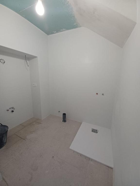 Property thumbnail 32