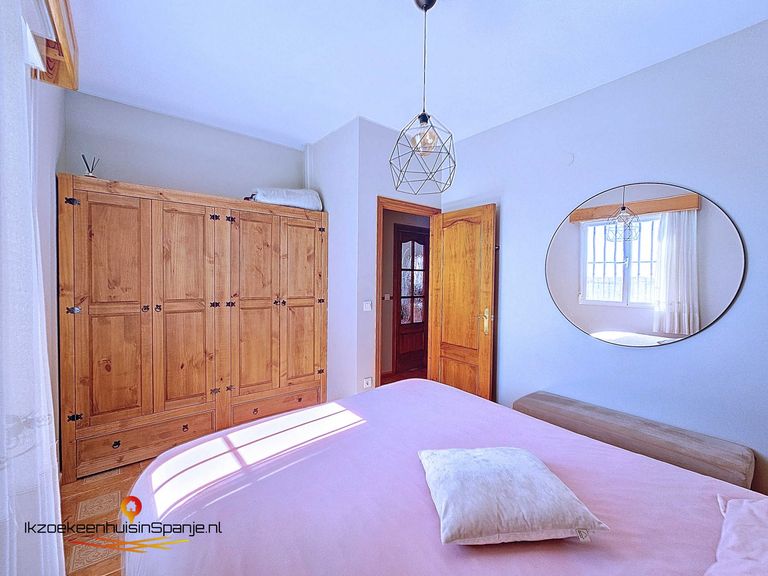 Property thumbnail 16