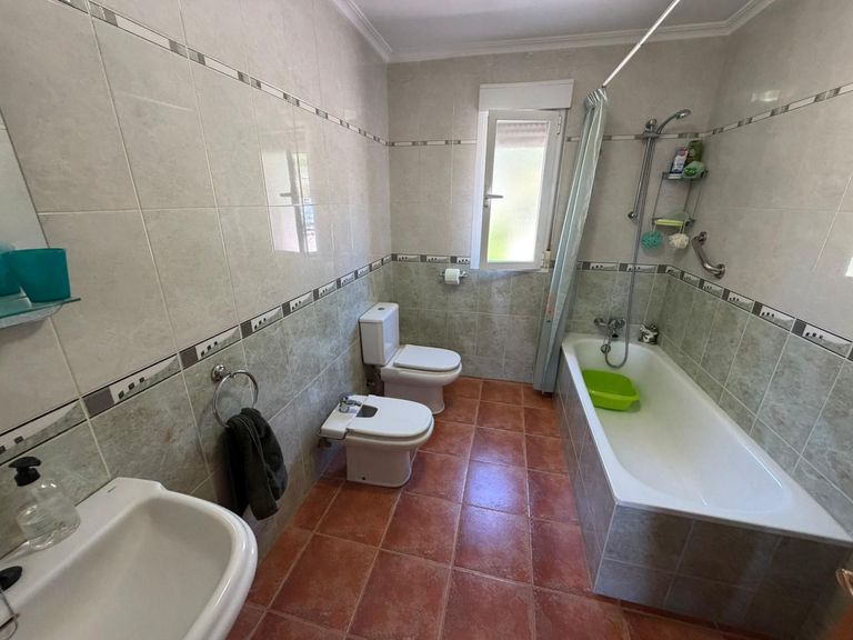 Property thumbnail 37
