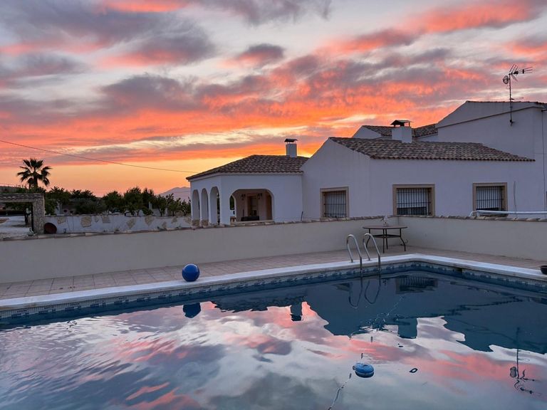 Property thumbnail 7