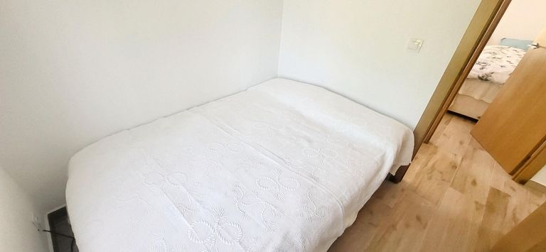 Property thumbnail 35