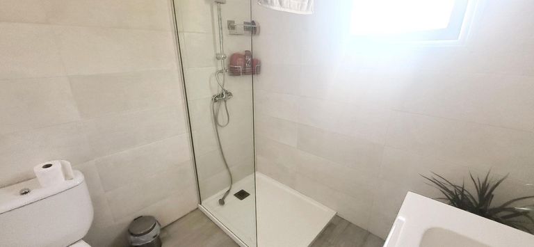 Property thumbnail 34