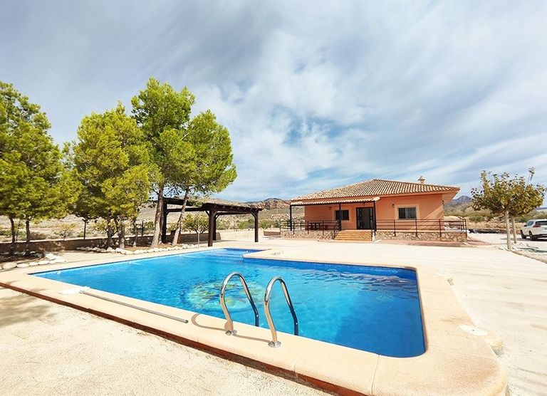 3 bedroom Detached Villa in Abanilla, Costa Blanca - Property IV242