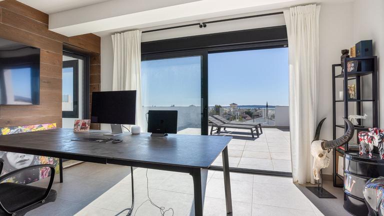 Property thumbnail 8