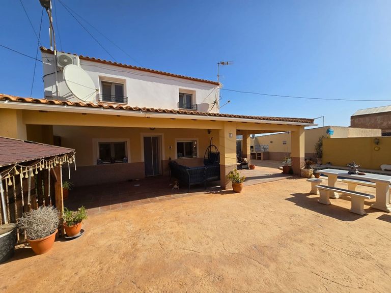 Property thumbnail 1