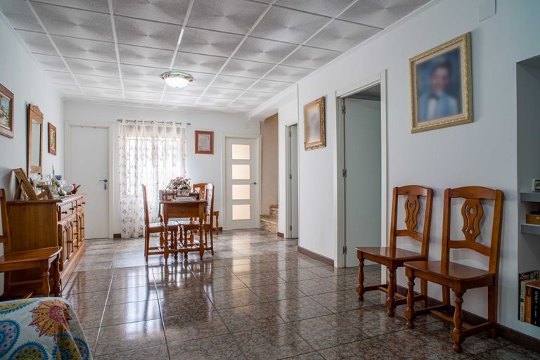 Property thumbnail 9