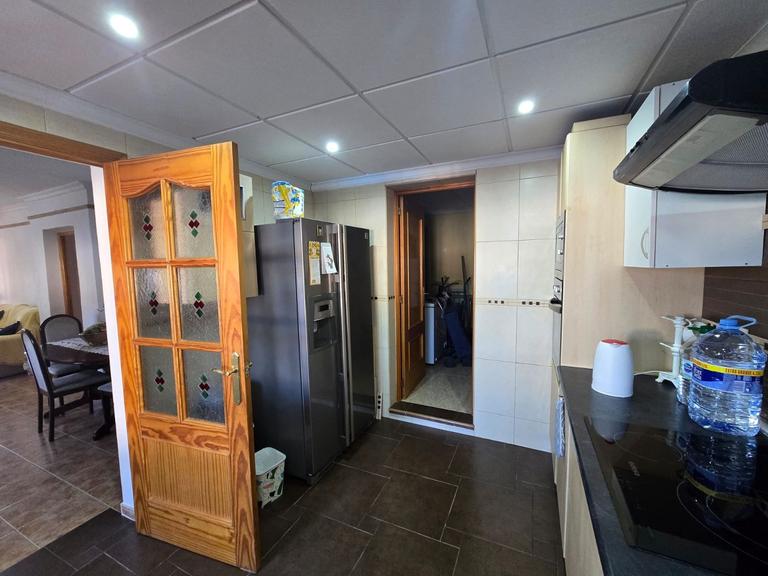 Property thumbnail 8