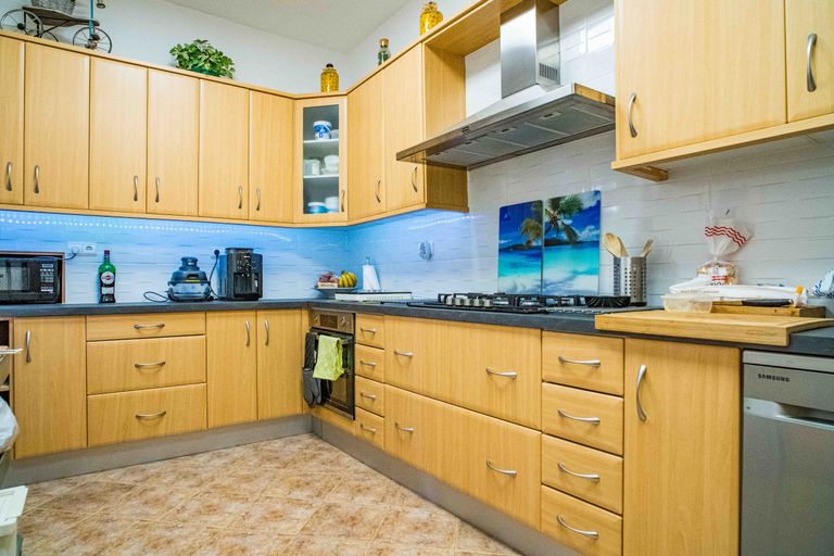 Property thumbnail 20